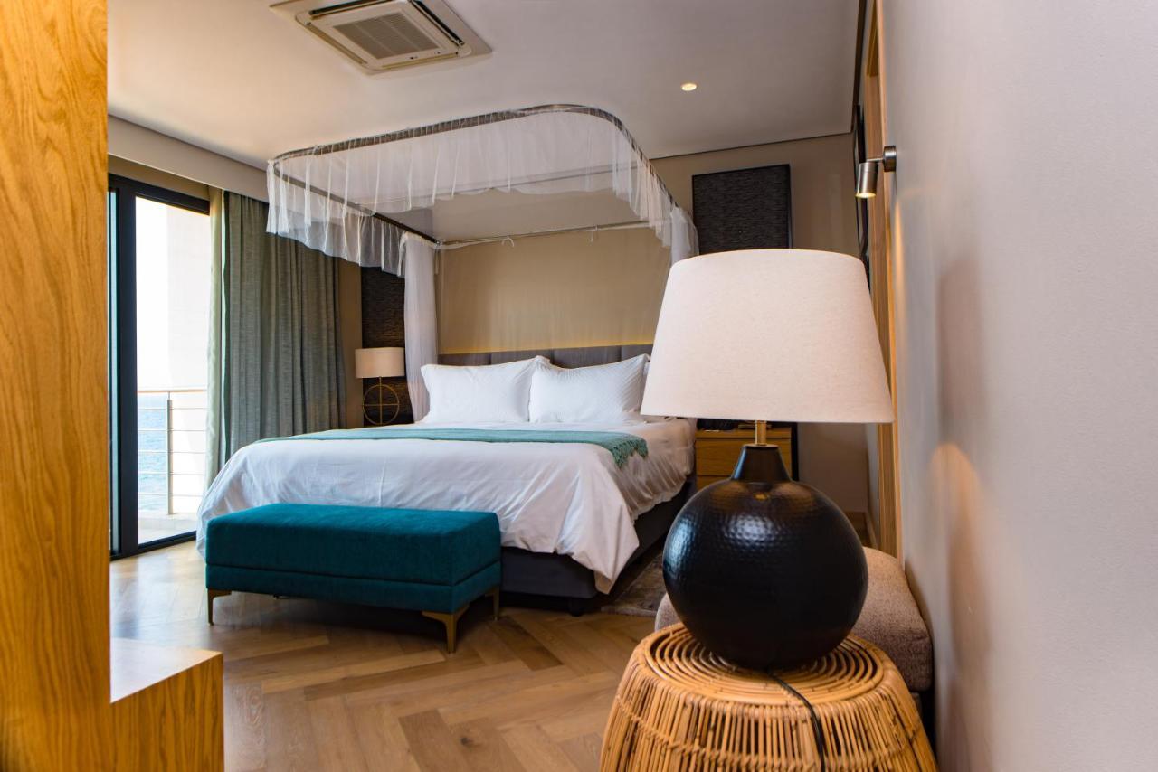 Hotel Sunbird Waterfront à Salima Extérieur photo